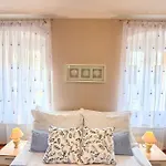 E&E Apartment Arena With Free Private Parking